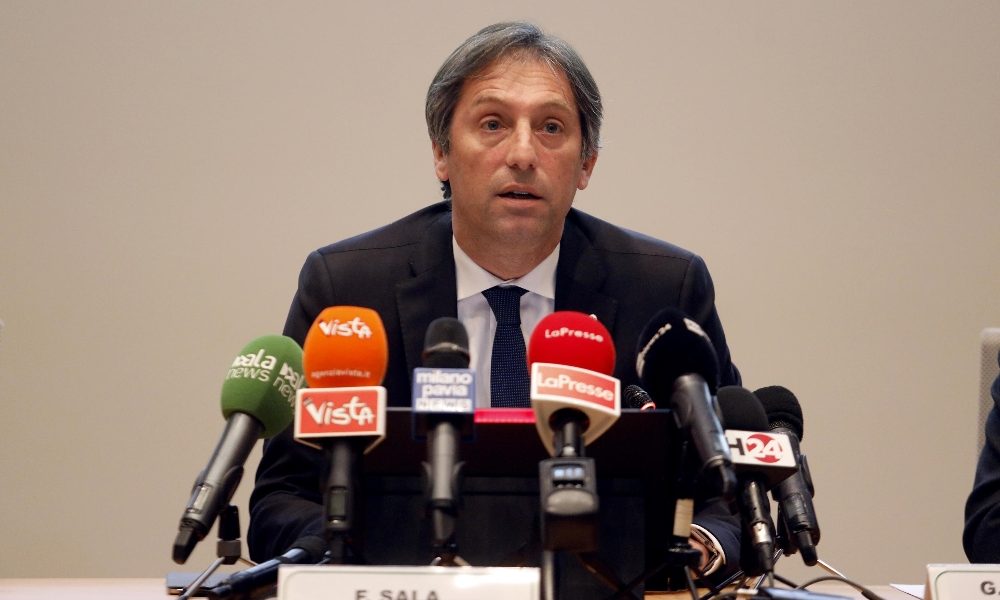 Mascherine, Lombardia contro Borrelli