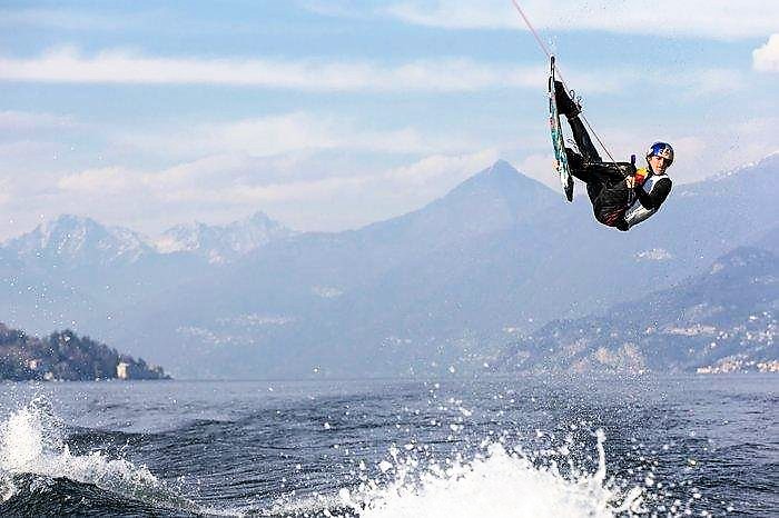 Mondiali di wakeboard negli Emirati, atleti lariani in prima fila. Piffaretti portabandiera