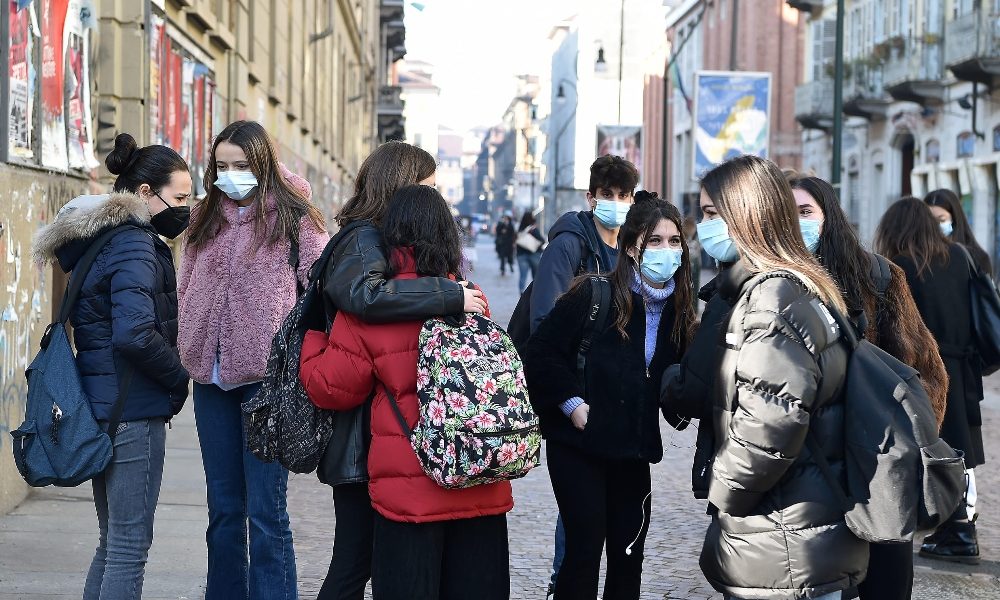 Maturità: ministero al lavoro, verso esame ‘light’