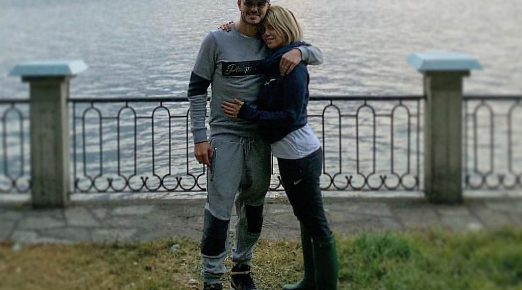 Compleanno sul Lago. Nei giorni più difficili Icardi e signora cercano la tranquillità sul Lario