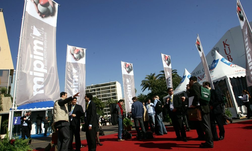 Maxi fiera immobili a Cannes posticipata