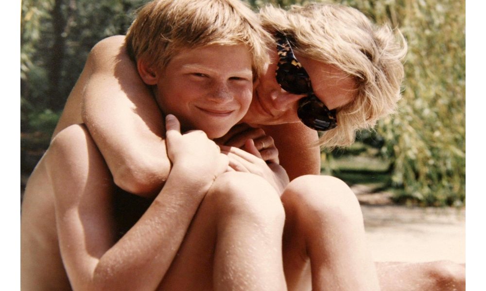 Media, Harry ha ricevuto 13 mln dollari eredità Lady Diana