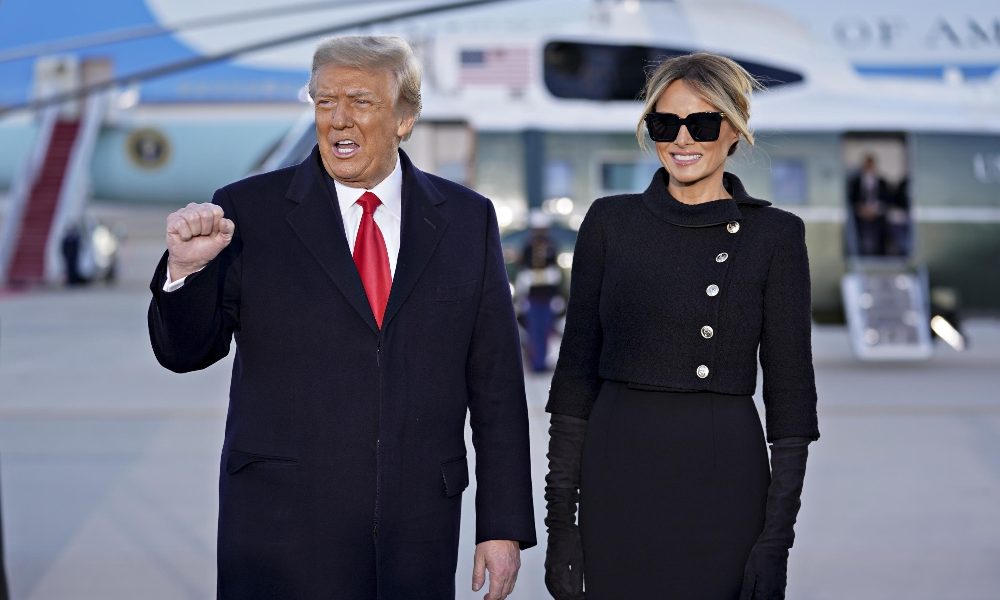 Melania, addio da First Lady con borsa Hermes da 70 mila $