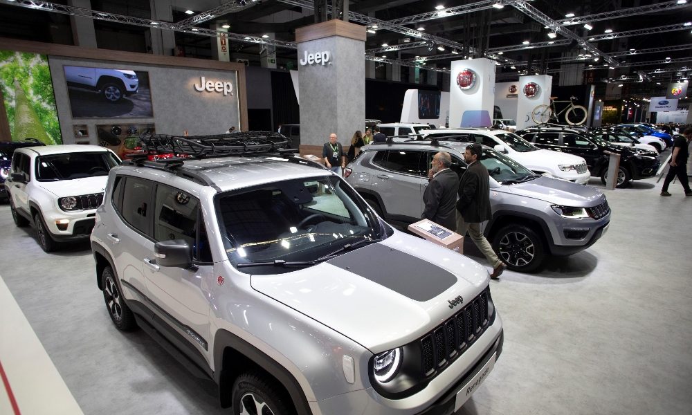 Mercato auto Italia torna in rosso, ottobre -0,2%. Boom Fca