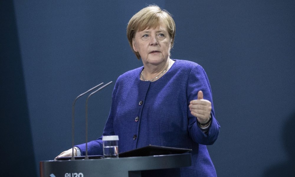 Merkel, giuste attese Usa su maggior impegno Ue sicurezza