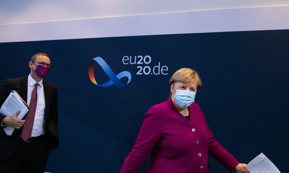Merkel,nuove restrizioni e aggiornamento tra 10 giorni