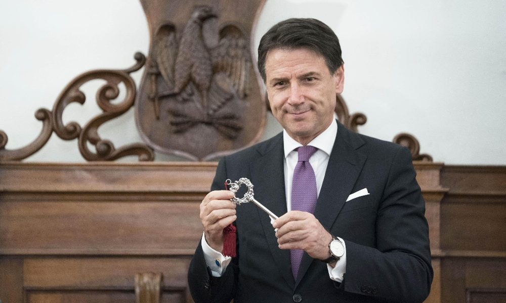 Mes: Conte, io sempre trasparente