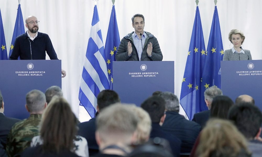 Migranti: Atene, Turchia viola intesa Ue