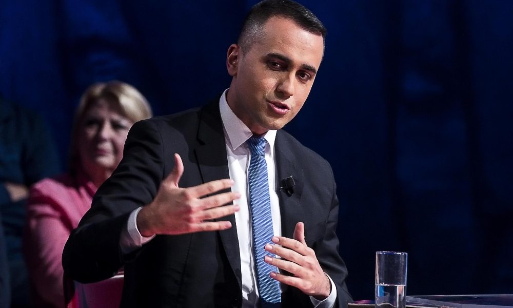 Migranti: Di Maio, Dublino assurdo