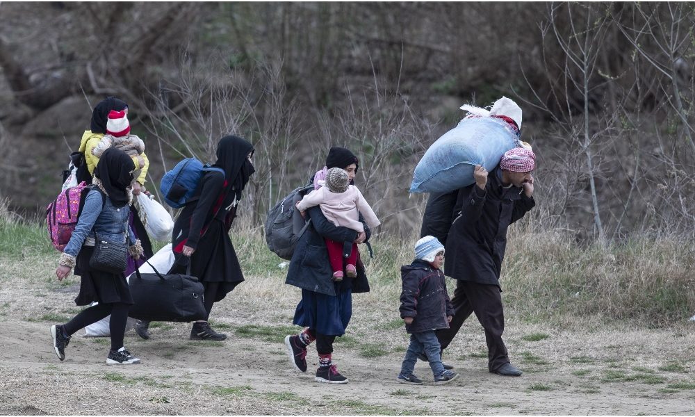 Migranti: Grecia, 450 trasferiti a Atene