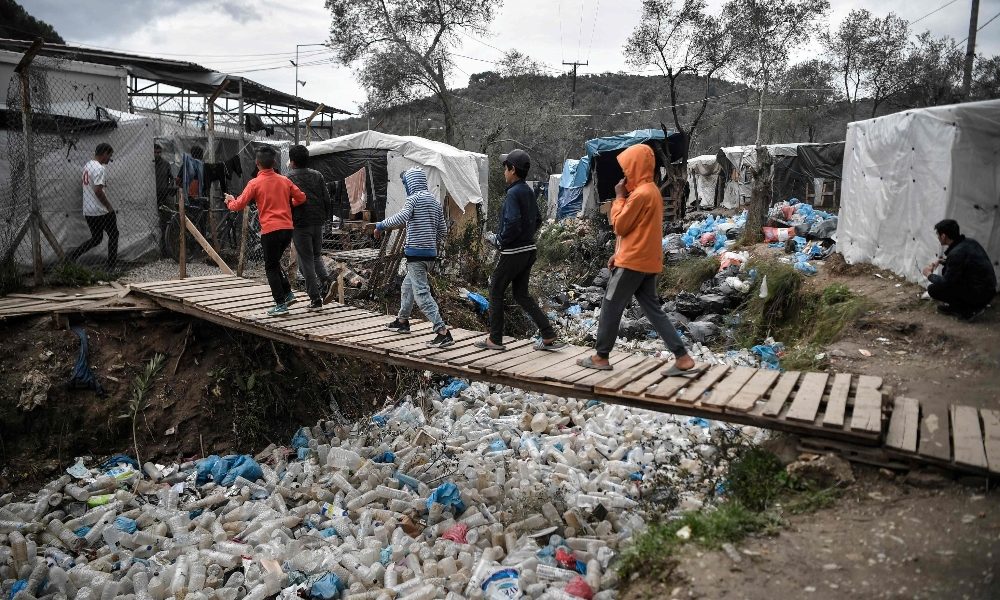 Migranti: Grecia, incendio a campo Moria