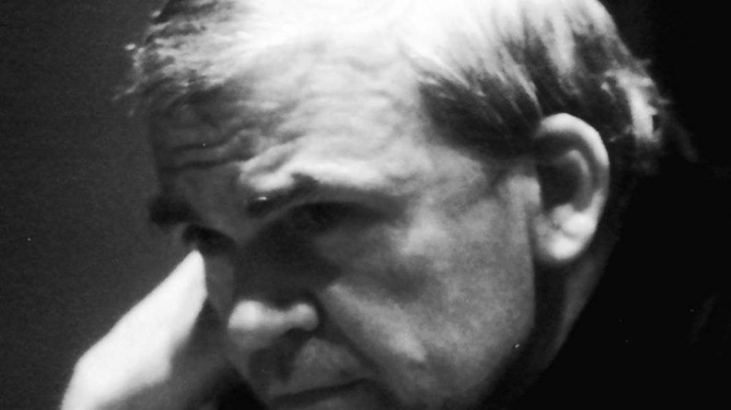 Restituita cittadinanza ceca a Kundera