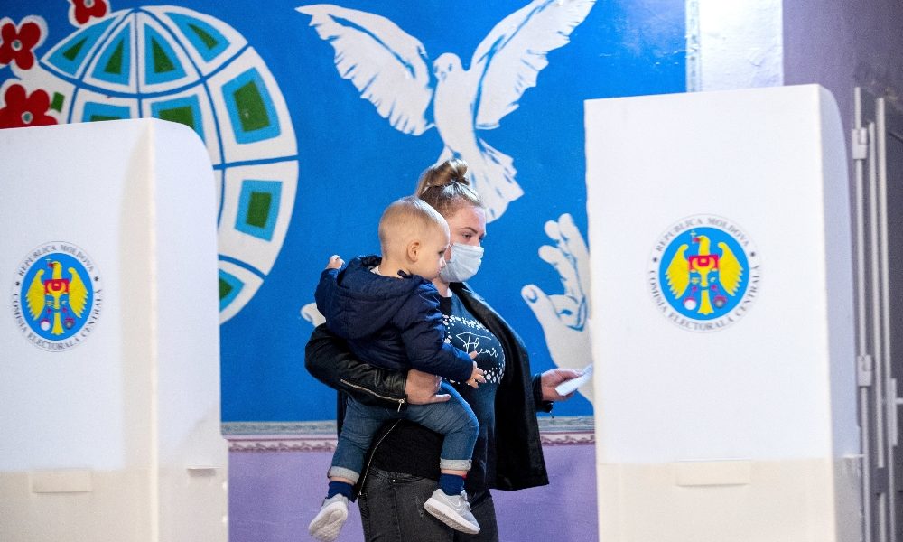 Moldova: presidente uscente in testa ma verso ballottaggio