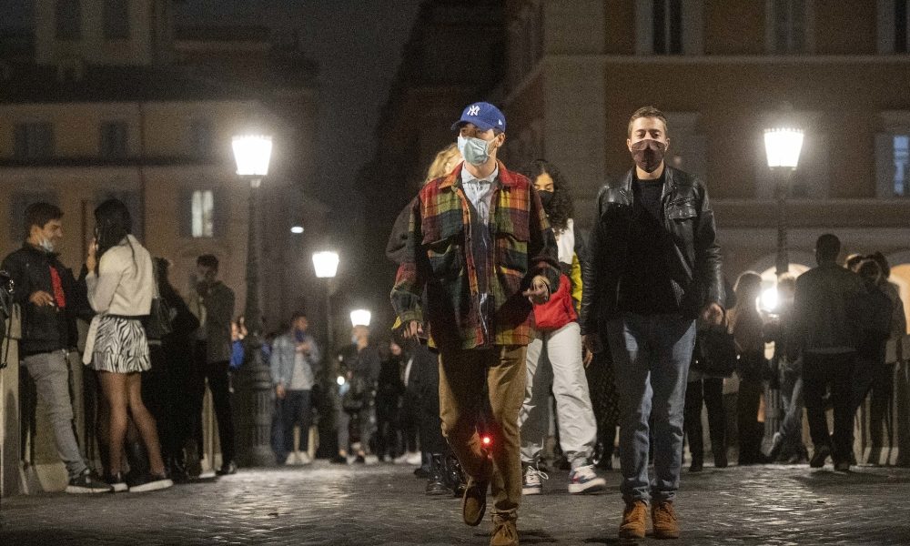 Molte vie movida fuori ordinanza