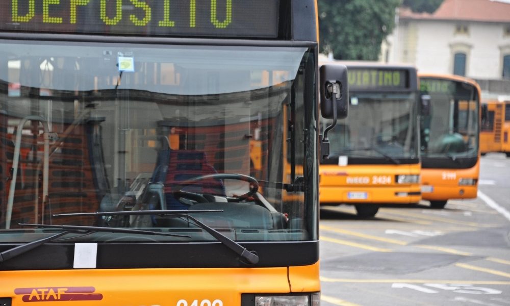 Morta investita da bus, autista indagato