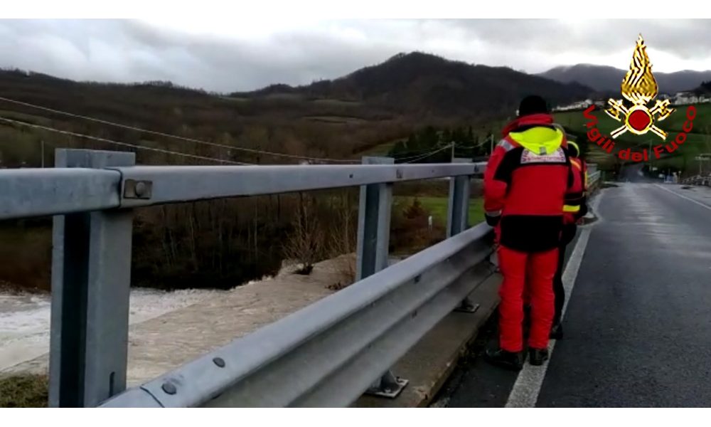 Morto motociclista in fiume Mugello