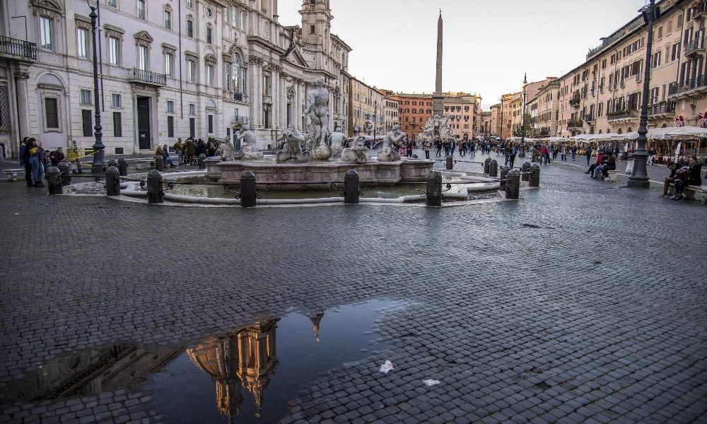 Municipio, poche bancarelle a P.Navona