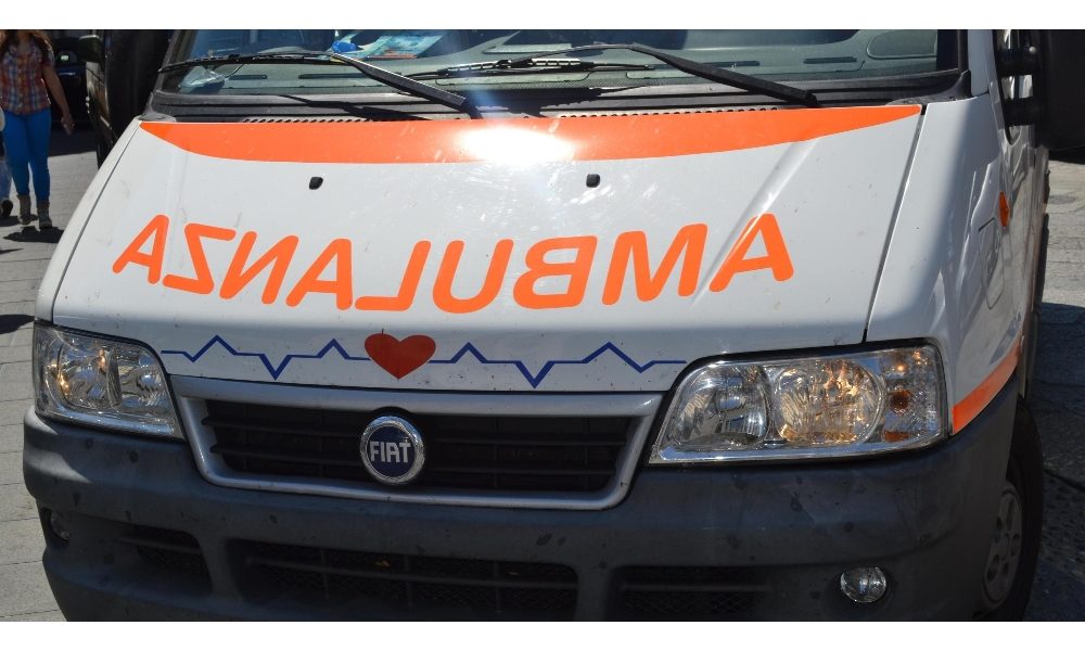 Muratore muore, giù da tetto cantiere