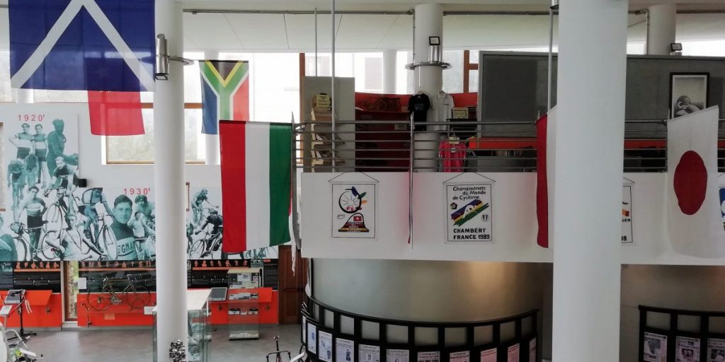 I cimeli del Museo del Ghisallo esposti a Budapest. L’accordo in vista della partenza del Giro 2020 dall’Ungheria