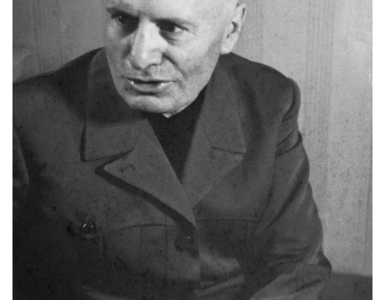 Mussolini resta cittadino onorario Salò