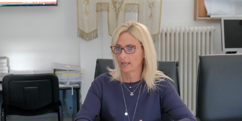 Il Comune di Como “assume” dieci volontari