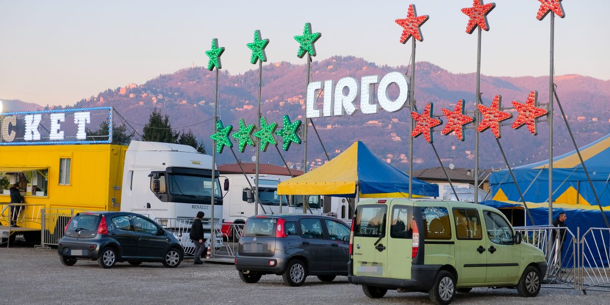 Circo in città, corsa contro il tempo per evitare le sanzioni