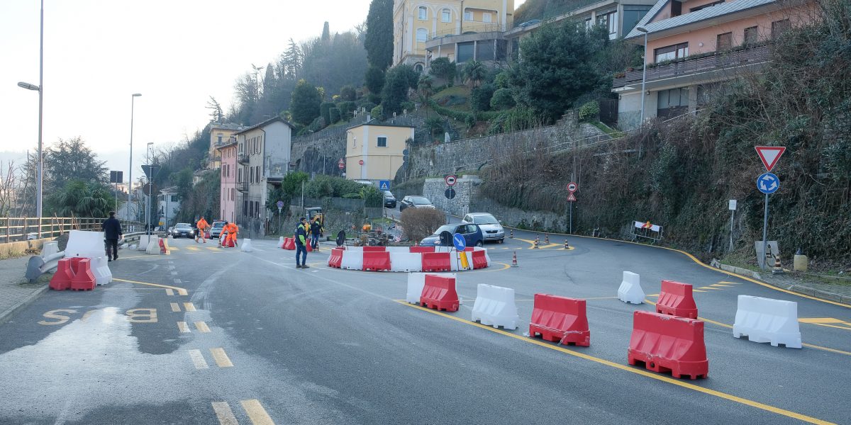 Da oggi percorribile  la rotatoria tra via Bixio e via XXVII Maggio