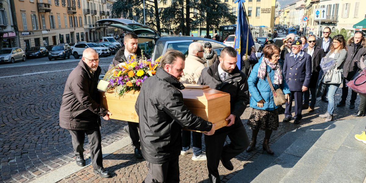 A San Bartolomeo l’ultimo saluto al medico Giuliano Bonifacino