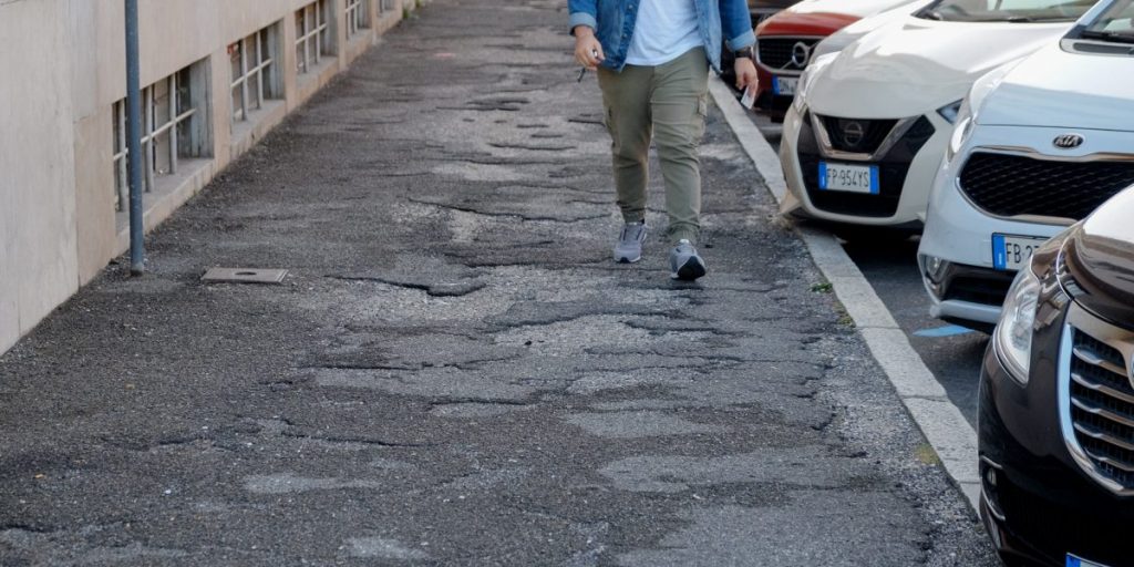 Degrado urbano nella cittadella razionalista