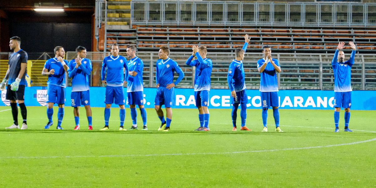 Como, domenica con il Gozzano ricomincia il campionato