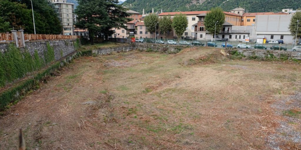 Como, ripulita l’area ex Danzas