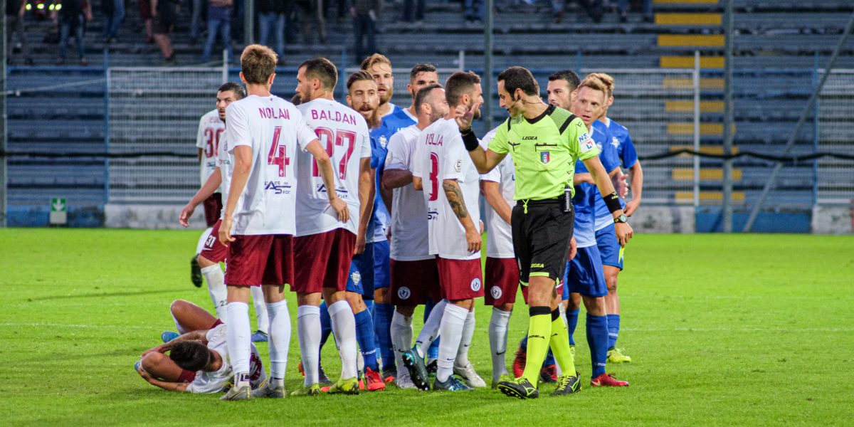 Azzurri a lezione dall’arbitro. Ieri l’incontro formativo