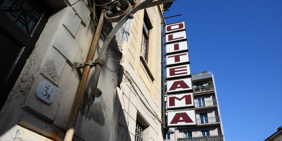 Il Politeama  si gioca tutto con la società civile e la pubblicità