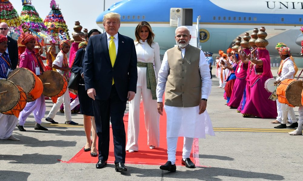 ‘Namastè Trump’, presidente Usa in India