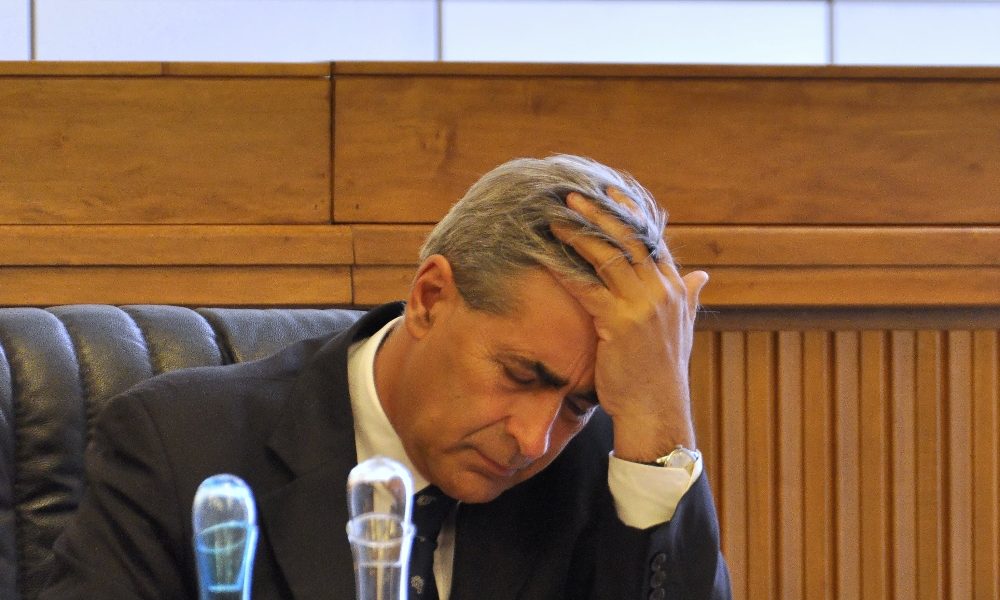‘Ndrangheta, si dimette presidente Vda