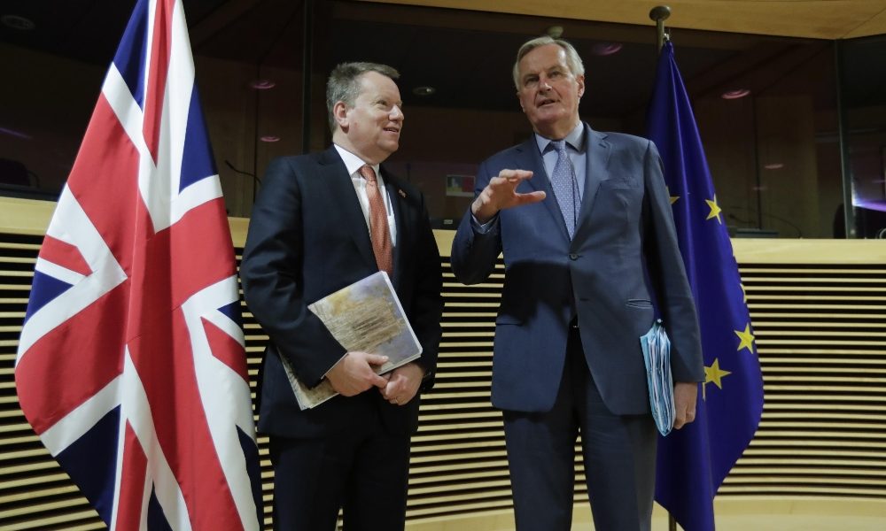 Negoziatore Gb Brexit ha il coronavirus