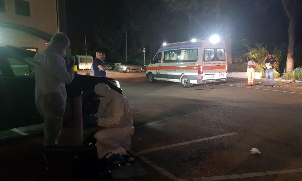 Neonato trovato abbandonato in strada a Verona, sta bene