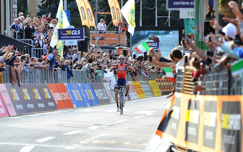 Giro di Lombardia senza pubblico. Orari, riassunto di divieti e limitazioni per la viabilità