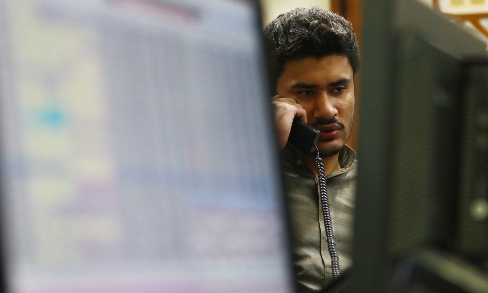 Nuove misure Fed, Borse cambiano passo