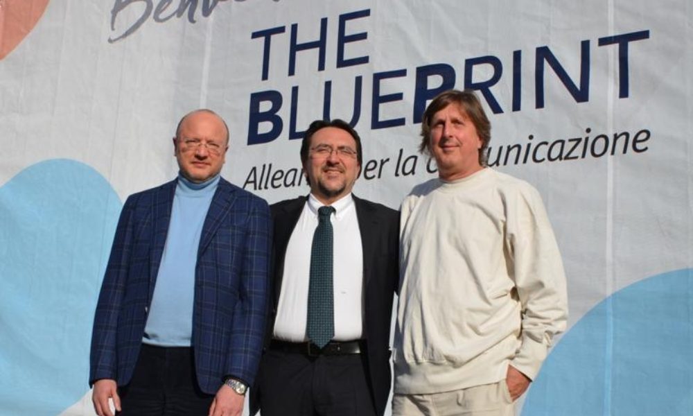 Nuovo gruppo di comunicazione con Boccia