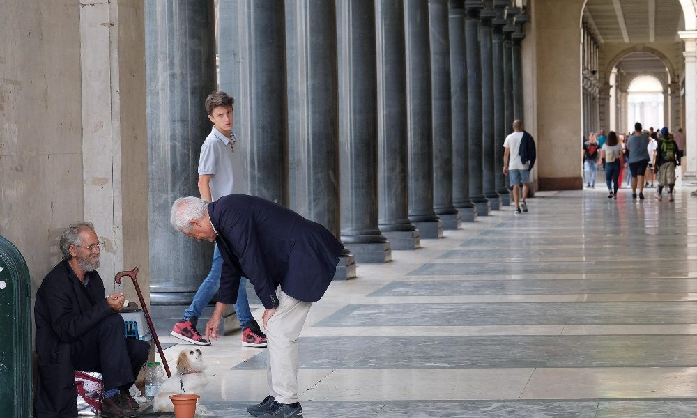Ocse: 14% italiani in relativa povertà