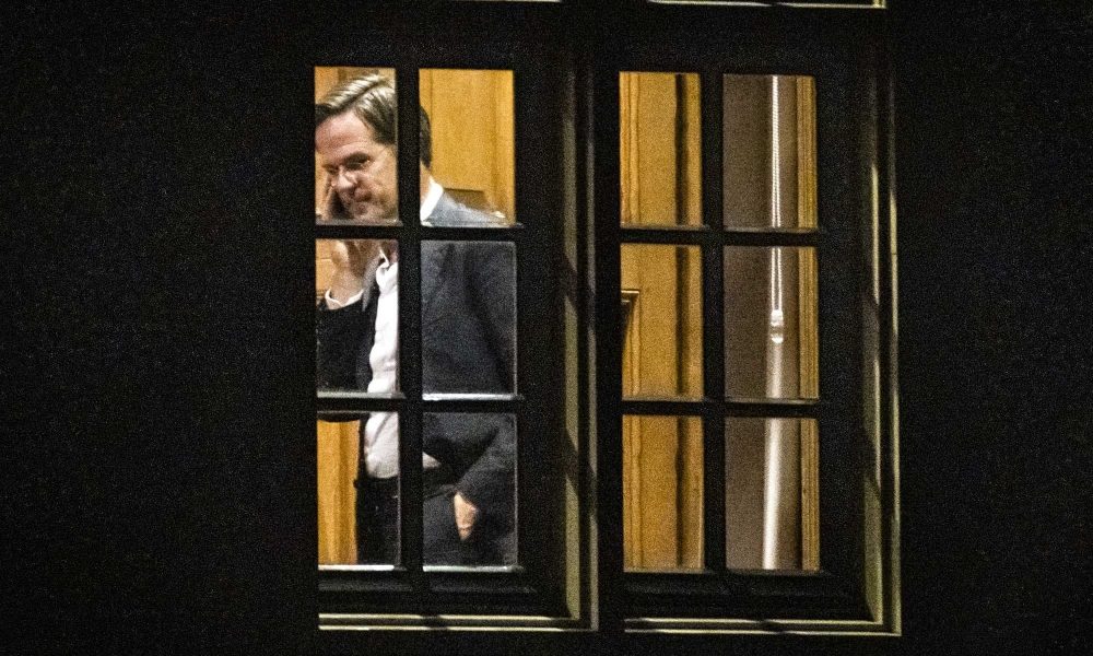Olanda: crisi politica, oggi giorno della verità per Rutte