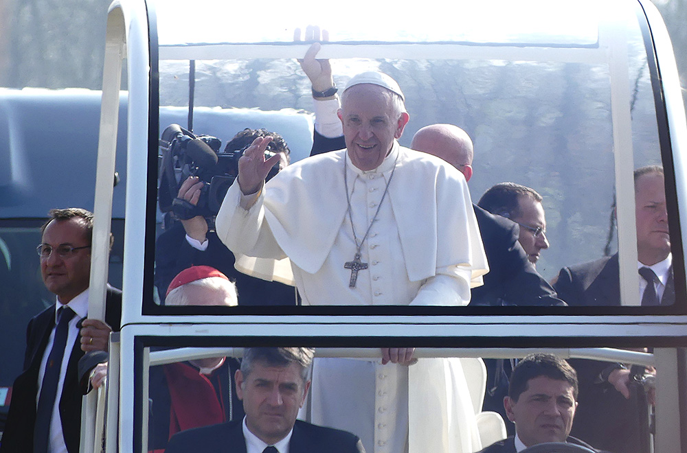 Papa Francesco a Ginevra: in prima linea gli agenti di polizia ticinesi