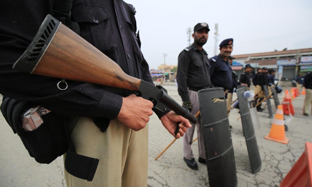 Pakistan: morte 12/enne, forse lapidata