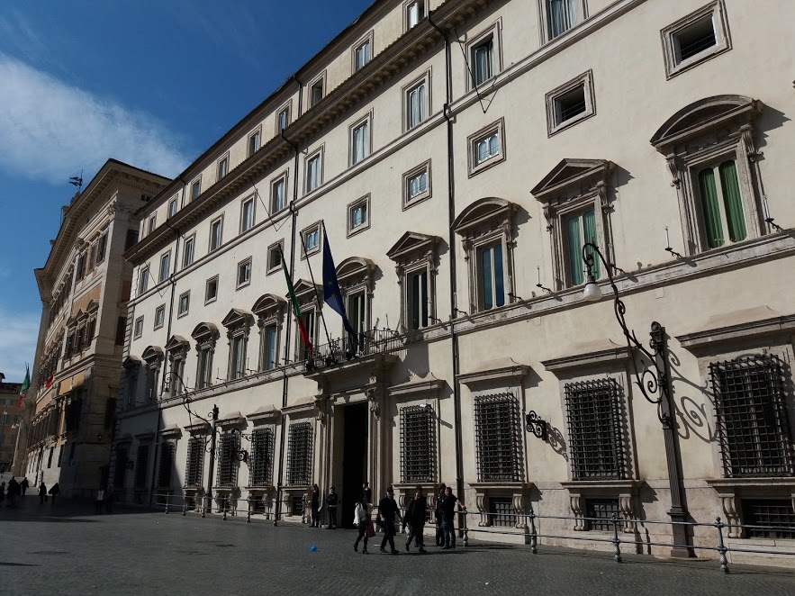 Ipotesi di governo Lega-Movimento 5 Stelle.  Borghi Aquilini e Molteni nel “totoministri”