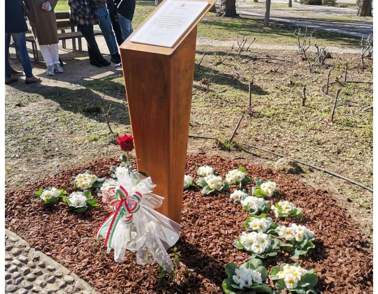 Pamela: Comune Macerata, targa ricordo ai giardini, ‘mai più’