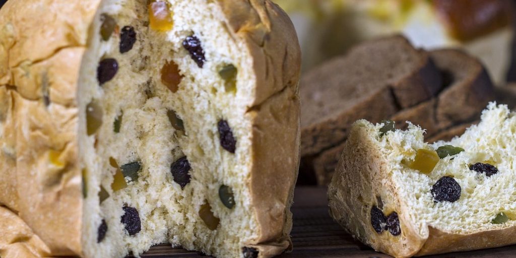 “Panettone sospeso” a Como, boom di donazioni. Al Banco Alimentare la crisi non ferma la solidarietà