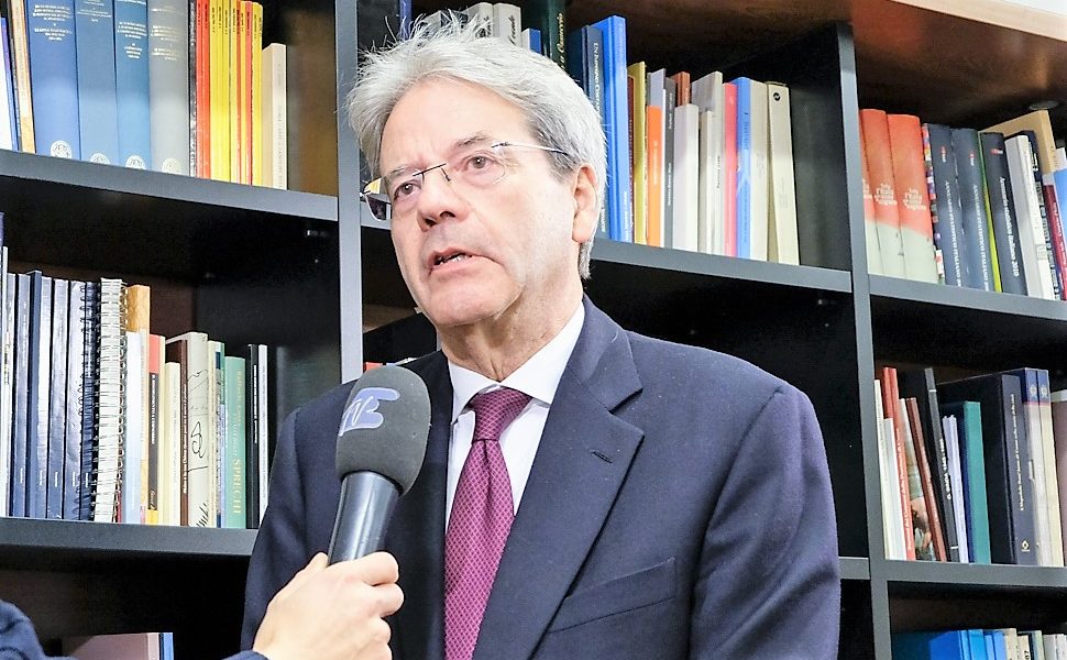 Paolo Gentiloni in città: «L’Italia è paralizzata, meglio andare a nuove elezioni. Como, una terra dinamica e intraprendente»