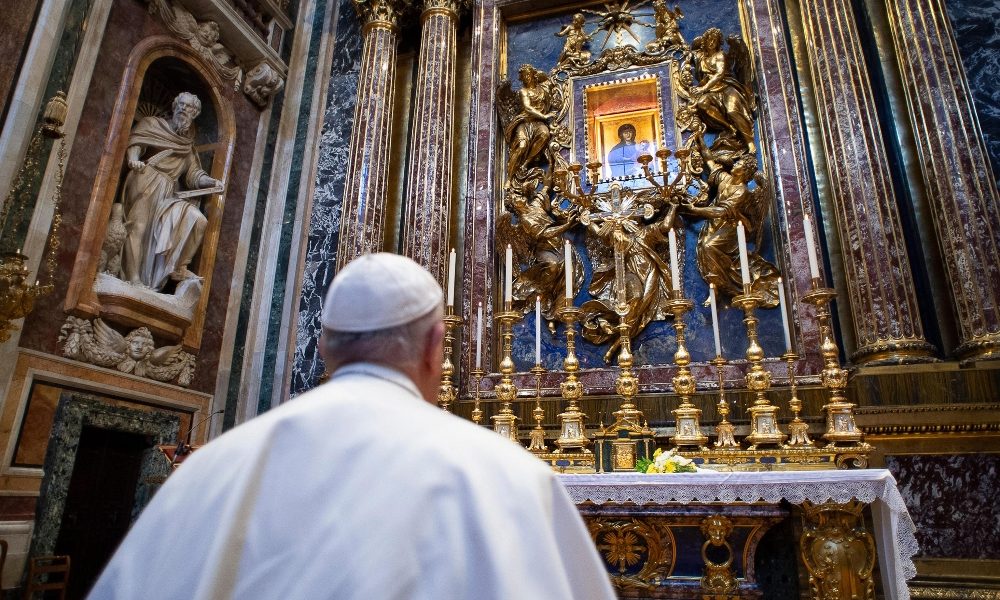 Papa: chiesto a Dio di fermare epidemia