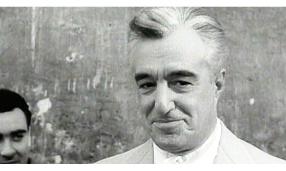 Papa: cita De Sica ed elogia Neorealismo